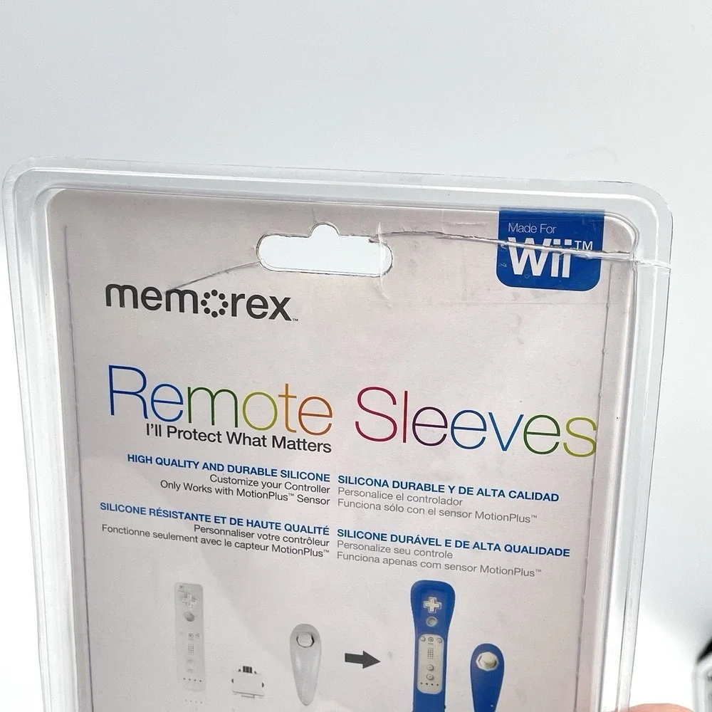 Memorex (2) Nintendo Wii Remote Sleeves Blue‎ New Sealed + Green Used MotionPlus